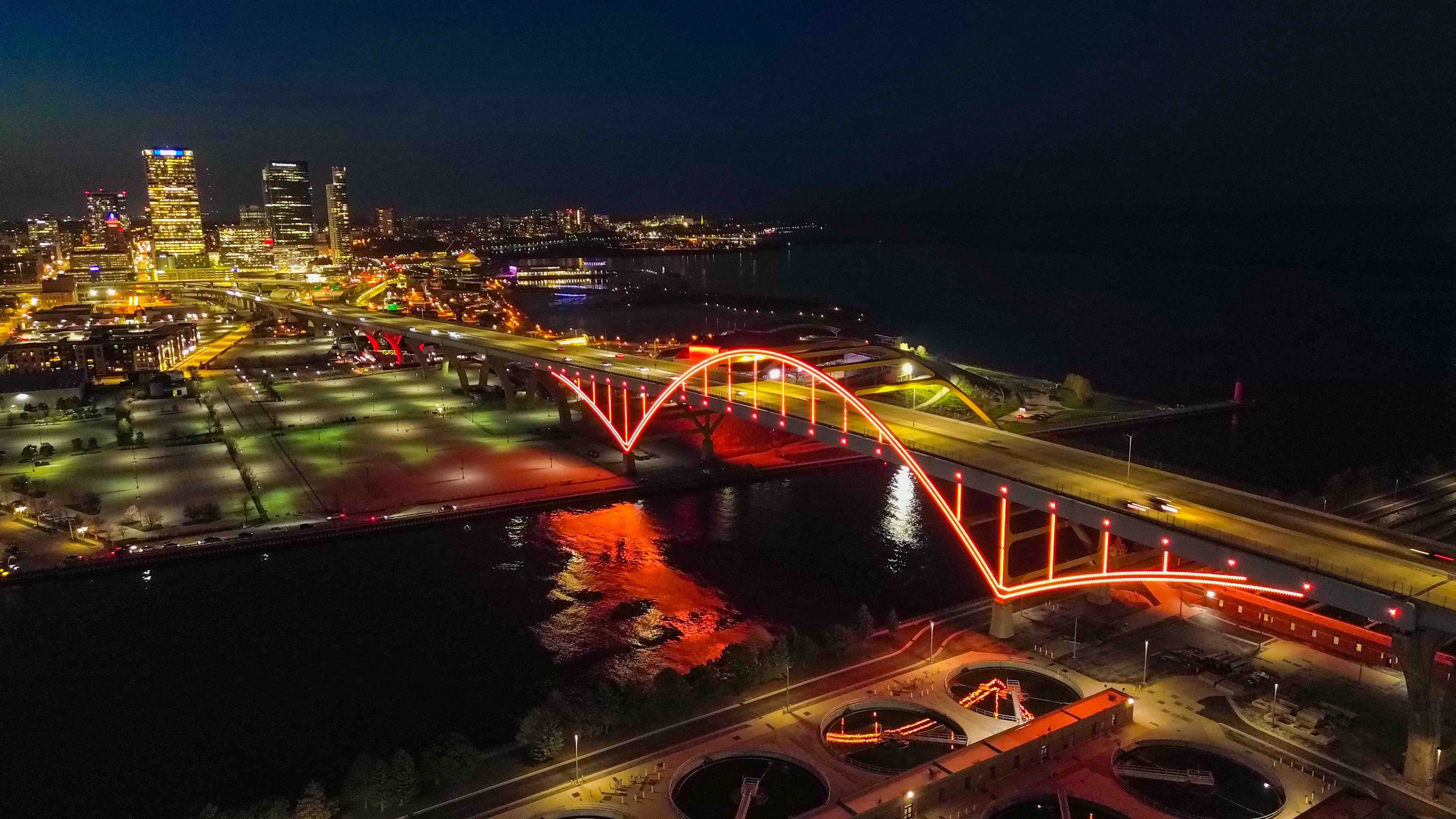 Milwaukee s Hoan Bridge lit orange for work zone awareness