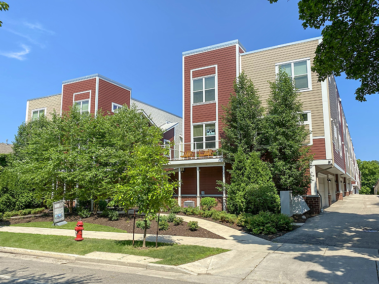 Colliers brokers $9.5M sale of Milwaukee townhome community