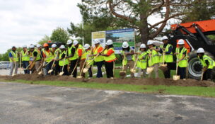 Contractor teaches Milwaukee middle school students about construction careers